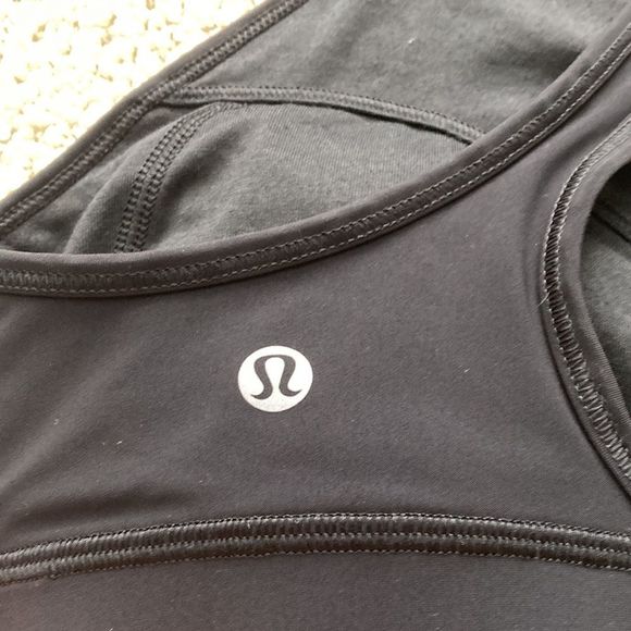 LULULEMON Colour Me Quick High Neck Sports Bra Light Support Size 4 Black EUC - Picture 6 of 9